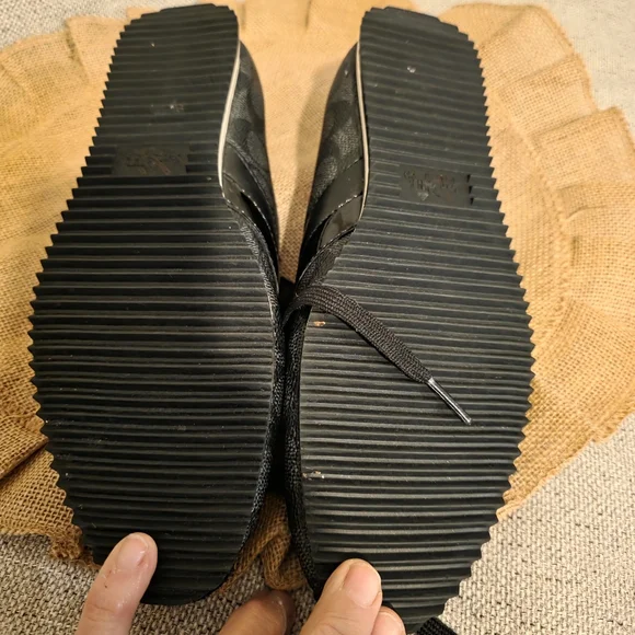 Coach Signature Ivy Leather Sneakers in black monogram pattern with suede toe - Picture 7 of 7